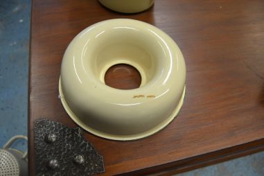 (n-7460) Metallist emailitud köögiriistad, 4 tk komplektis