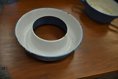 (n-7461) Metallist emailitud köögiriistad 3 tk komplektis