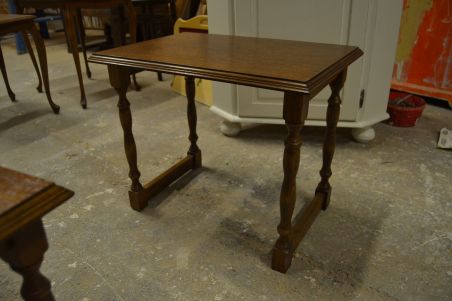 (n-7579) Kolm lauda komplektis