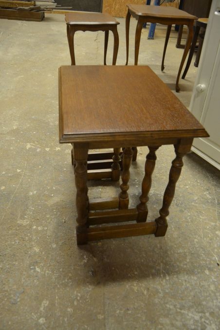 (n-7579) Kolm lauda komplektis