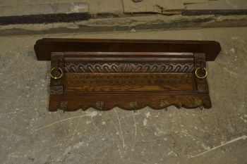 (n-7580) Mütsiriiuliga lõvipeadega riidenagi 2