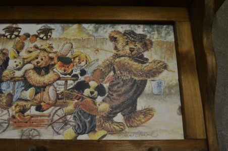 (n-7582) Lastepärane riiuliga seinanagi