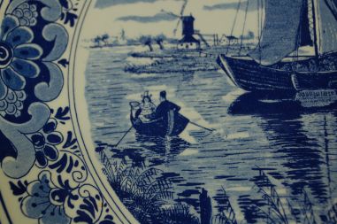 (n-7583) Delfts Blauw, De Delftsche Schouwe suur vaagen-seinataldrik