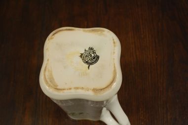 (n-7587) Boch Freres la Louviere, suurem kann