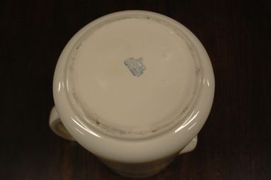 (n-7588) P.Regout & Co Maastricht, suur kann