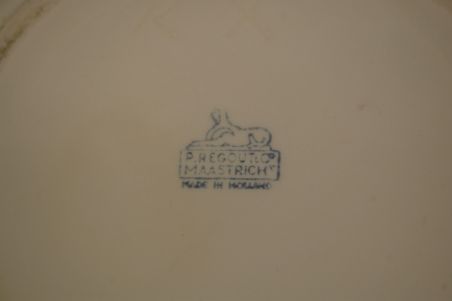 (n-7588) P.Regout & Co Maastricht, suur kann