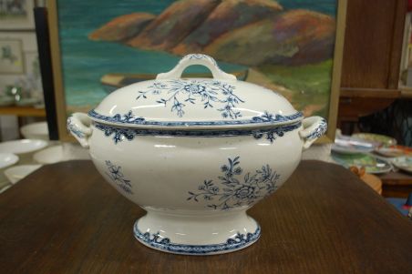 (n-7589) Faiencerie de Jemmapes, uhke suur tirin