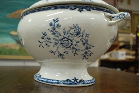 (n-7589) Faiencerie de Jemmapes, uhke suur tirin