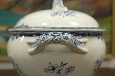 (n-7589) Faiencerie de Jemmapes, uhke suur tirin