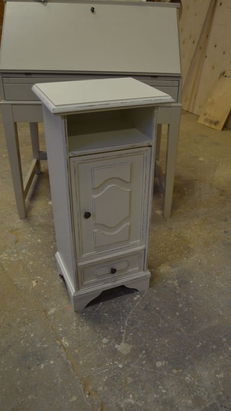 (n-7591) Valge kummut