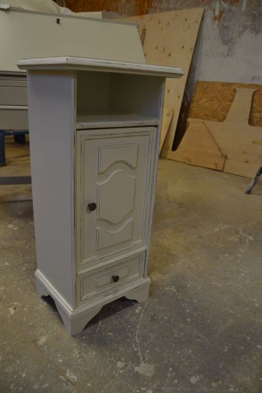 (n-7591) Valge kummut