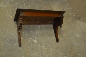 (L-753) Vanem puidust riiul