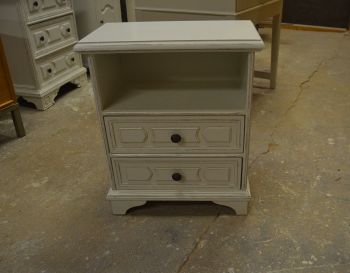 (n-7593) Valge kummut