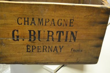 (n-7594) Vana kast G.BRUTIN CHAMPAGNE