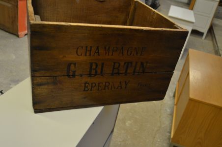 (n-7594) Vana kast G.BRUTIN CHAMPAGNE