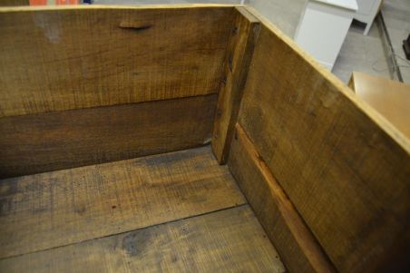 (n-7594) Vana kast G.BRUTIN CHAMPAGNE