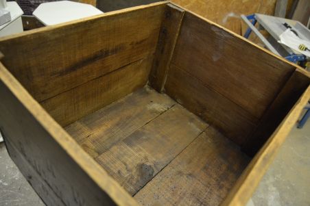 (n-7594) Vana kast G.BRUTIN CHAMPAGNE