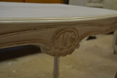 (L-756) Suurem valge diivanilaud