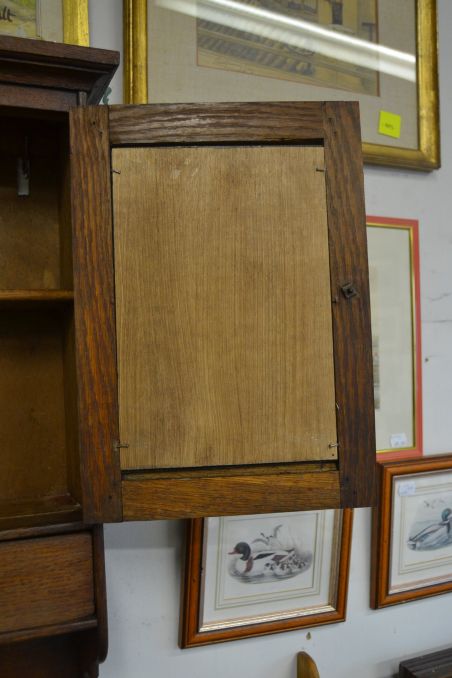 (n-7595) Peegliga väiksem seinakapp, nn ravimikapp