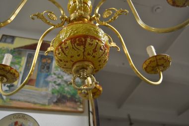 (n-7596) Portselaniga suurem laelamp