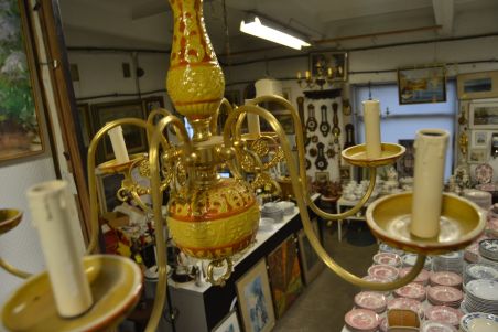 (n-7596) Portselaniga suurem laelamp