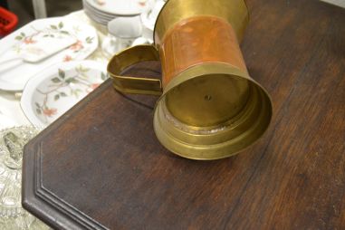 (n-7599) Liitrine metallist nõu