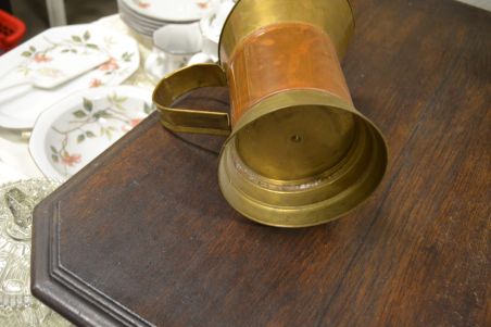 (n-7599) Liitrine metallist nõu