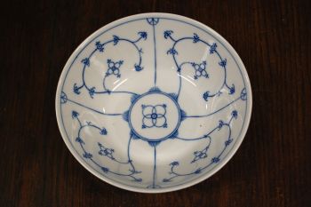 (n-7600/4) Bavaria Winterling õlelillemustriga suurem kauss