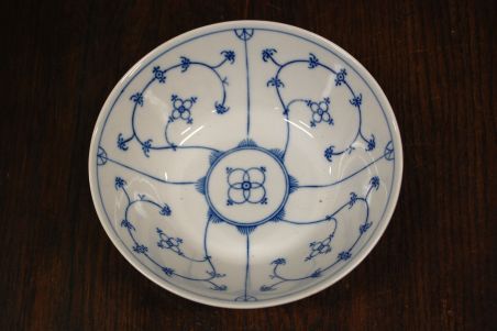 (n-7600/4) Bavaria Winterling õlelillemustriga suurem kauss