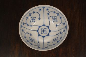 (n-7600/5) Bavaria Winterling õlelillemustriga  kauss