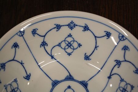 (n-7600/5) Bavaria Winterling õlelillemustriga  kauss