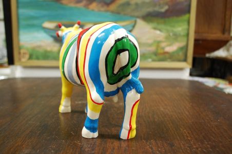 (n-7607) Kuju, triibuline lehm