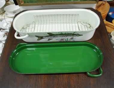 (n-7610) Ülisuur metallist kalatirin/ spargliauruti restiga