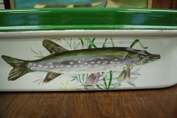 (n-7610) Ülisuur metallist kalatirin/ spargliauruti restiga 2