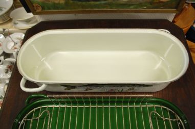 (n-7610) Ülisuur metallist kalatirin/ spargliauruti restiga