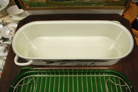 (n-7610) Ülisuur metallist kalatirin/ spargliauruti restiga