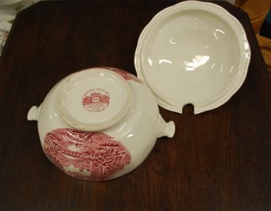 (n-7621) Staffordshire Ironstone, Canterbury River Scene suur tirin