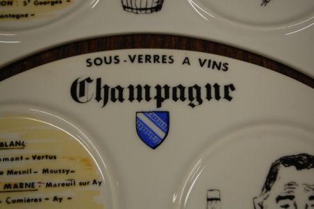 (n-7626) D articles Cadeaux Porcelaine, veini/ joogialused, 6tk