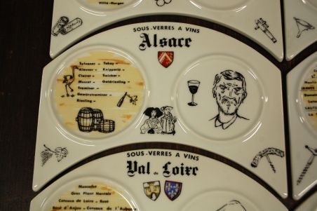 (n-7626) D articles Cadeaux Porcelaine, veini/ joogialused, 6tk