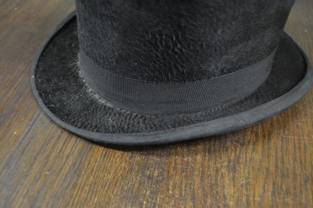 (n-7640) Vana kõvakübar, silinder