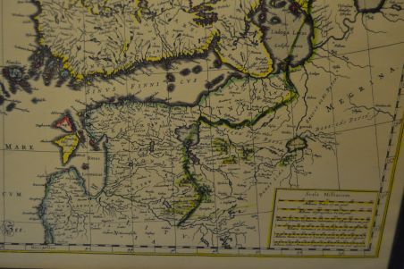 (P-1109) Huvitav vana Carl Gustavi valduste kaart koos Eestiga