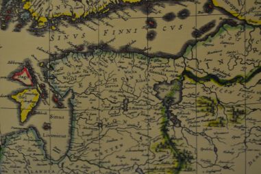 (P-1109) Huvitav vana Carl Gustavi valduste kaart koos Eestiga