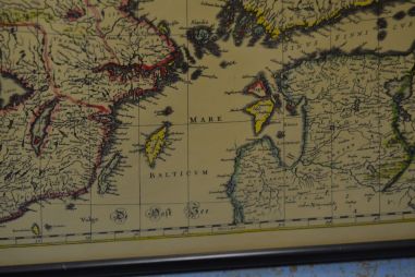 (P-1109) Huvitav vana Carl Gustavi valduste kaart koos Eestiga