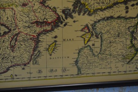 (P-1109) Huvitav vana Carl Gustavi valduste kaart koos Eestiga