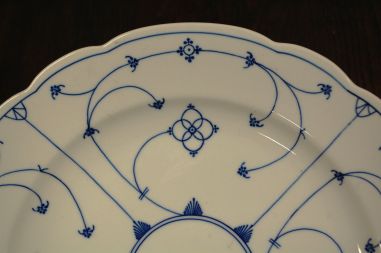 (n-7646) Bavaria, suur ümar õlelillemustriga vaagen