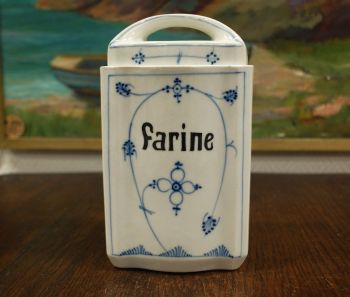 (n-7648) Õlelillemustriga käsitsimaalitud kaanega toos nr 2730