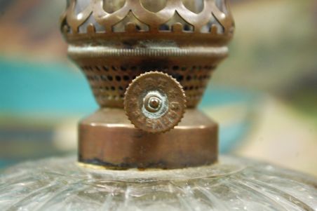 (n-7657) Brevete  L&B klaasist vana õlilamp