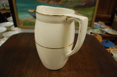 (n-7660) Boch Freres la Louviere, suur kann