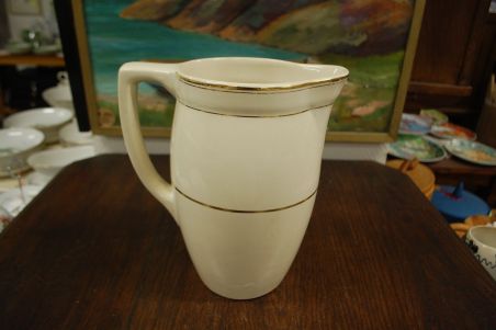 (n-7660) Boch Freres la Louviere, suur kann