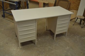 (L-761) Valge retro kirjutuslaud